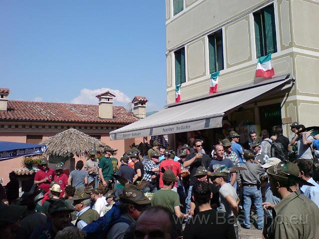 Adunata Alpini BAssano 2008 MK-273.JPG